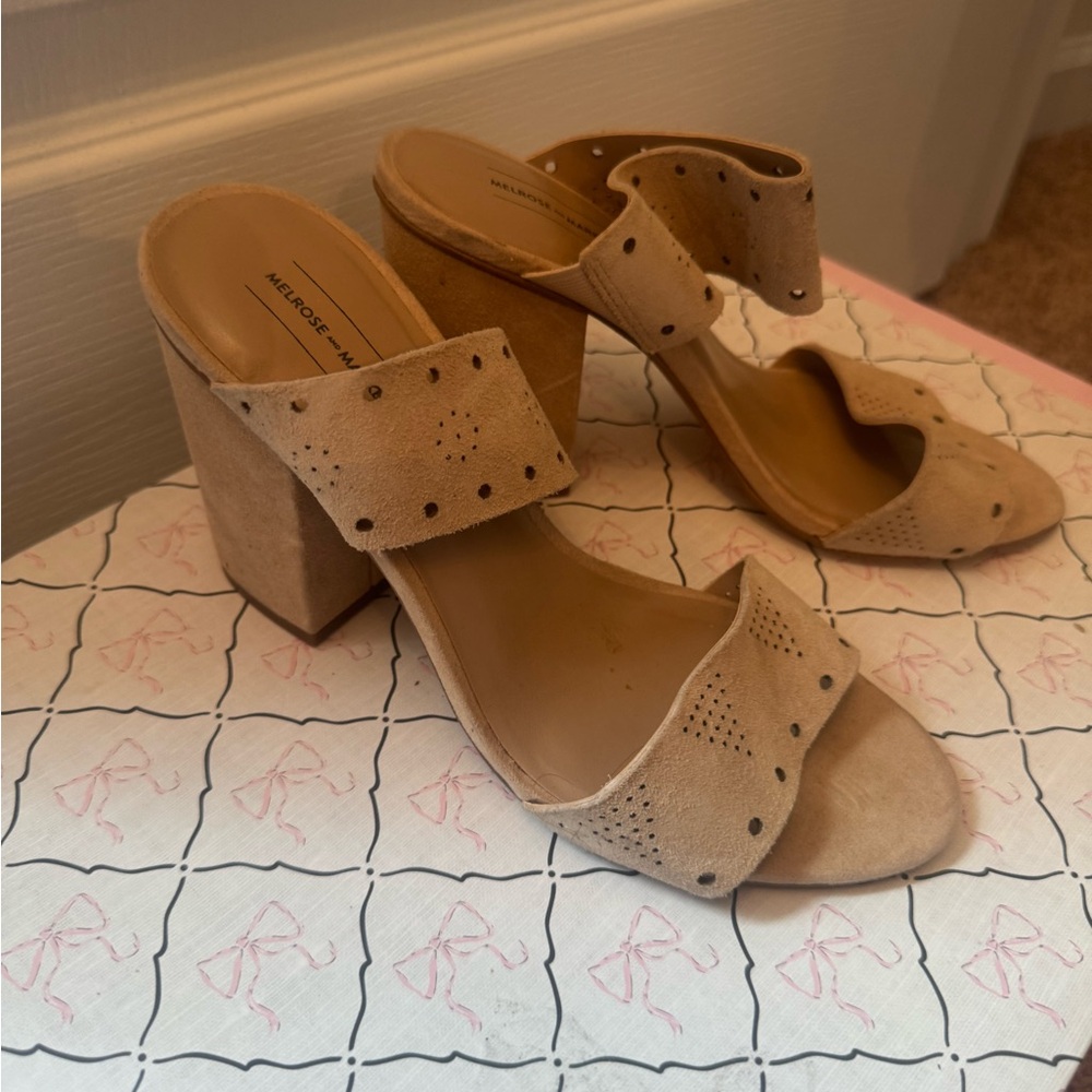 Melrose and Market Beige Suede Block Heel Sandals